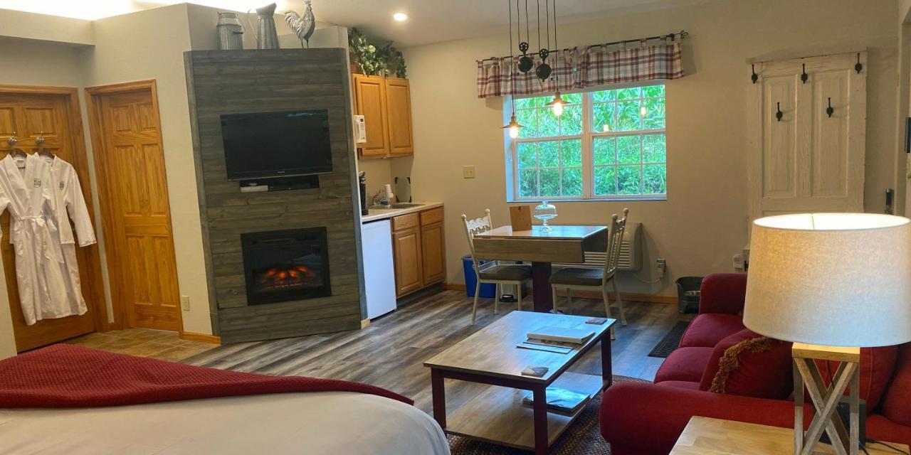Hawk Valley Retreat & Cottages 加利纳 外观 照片