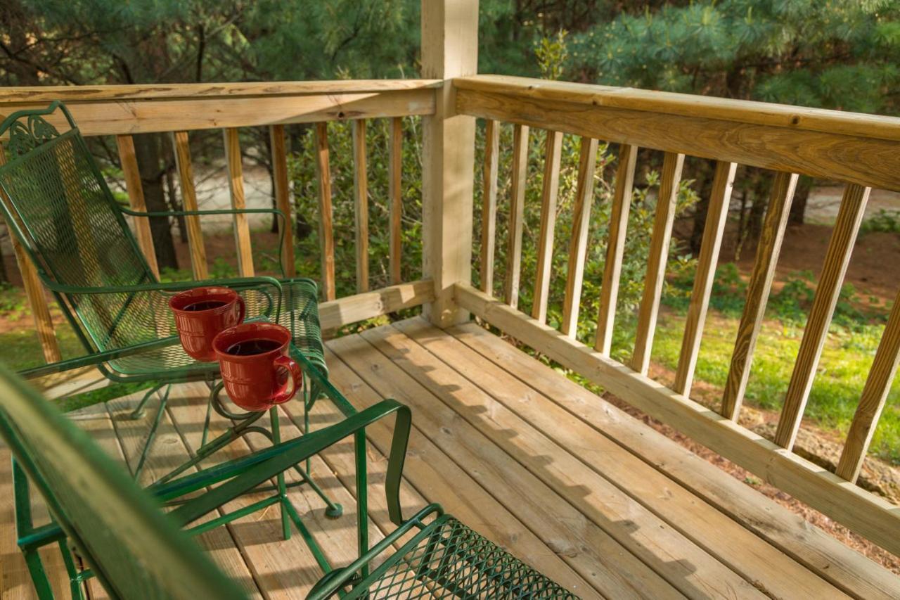 Hawk Valley Retreat & Cottages 加利纳 外观 照片